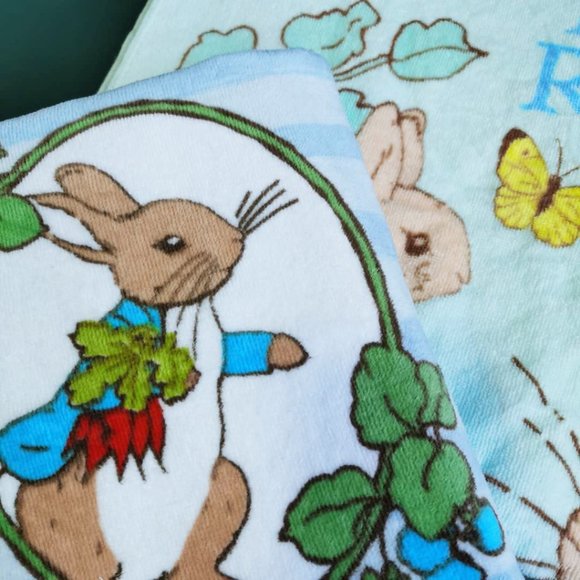 Bundle of 2 100% Cotton Peter Rabbits Bath Towels/Beach Towel - Picture 8 of 10